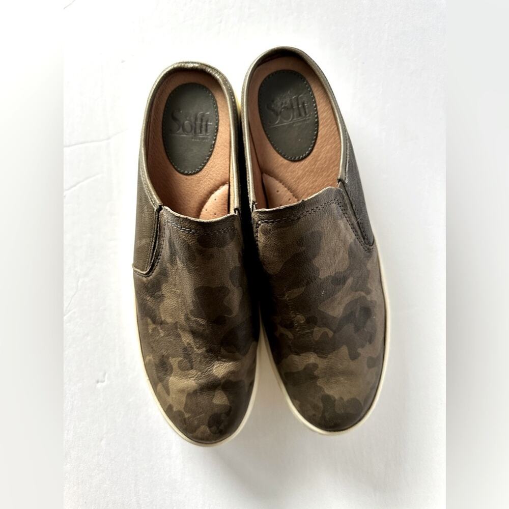 Sofft slip on Camo sneakers size 8.5
